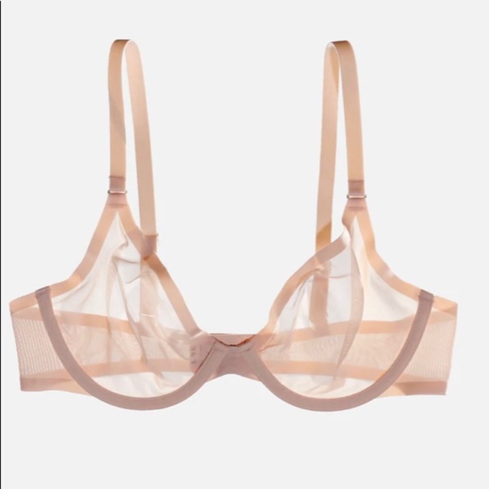 CUUP NEW W/O TAGS “PLUNGE” BRA!